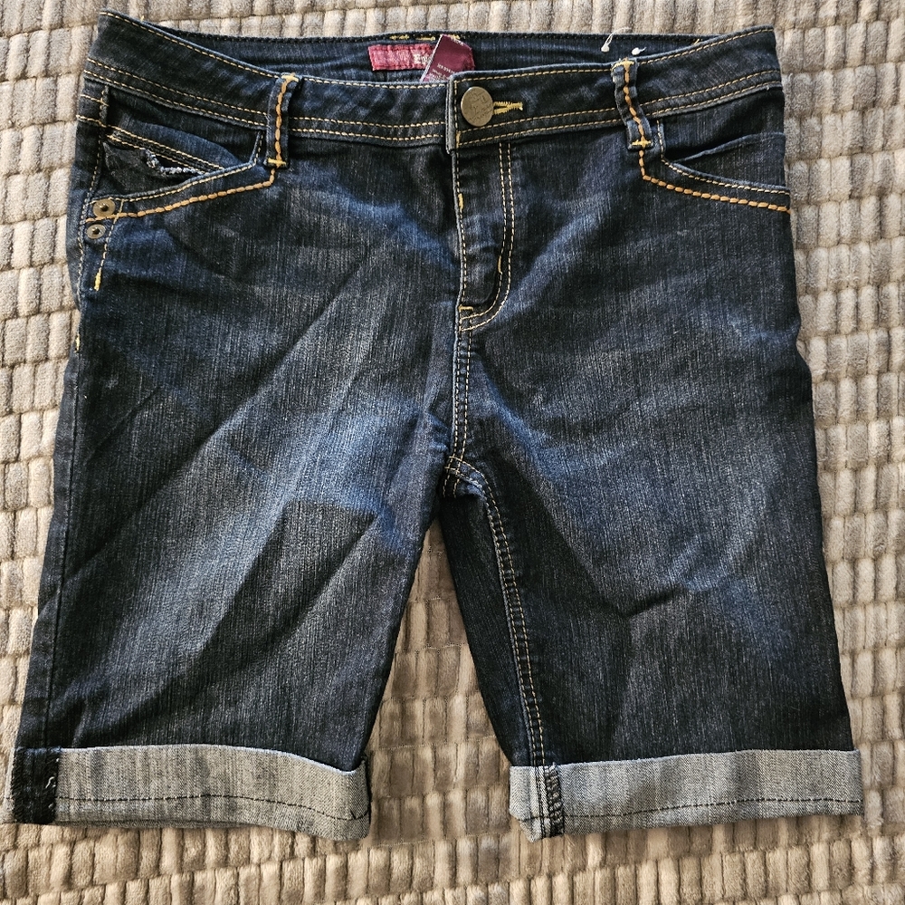 ADORABLE Epic Threads Jean Shorts for Girls, Size 16